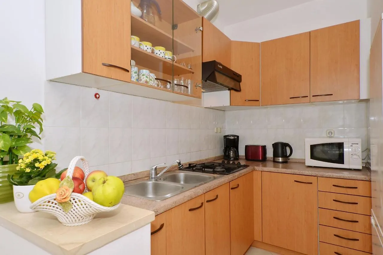 Apartments Mira Trogir Croatia