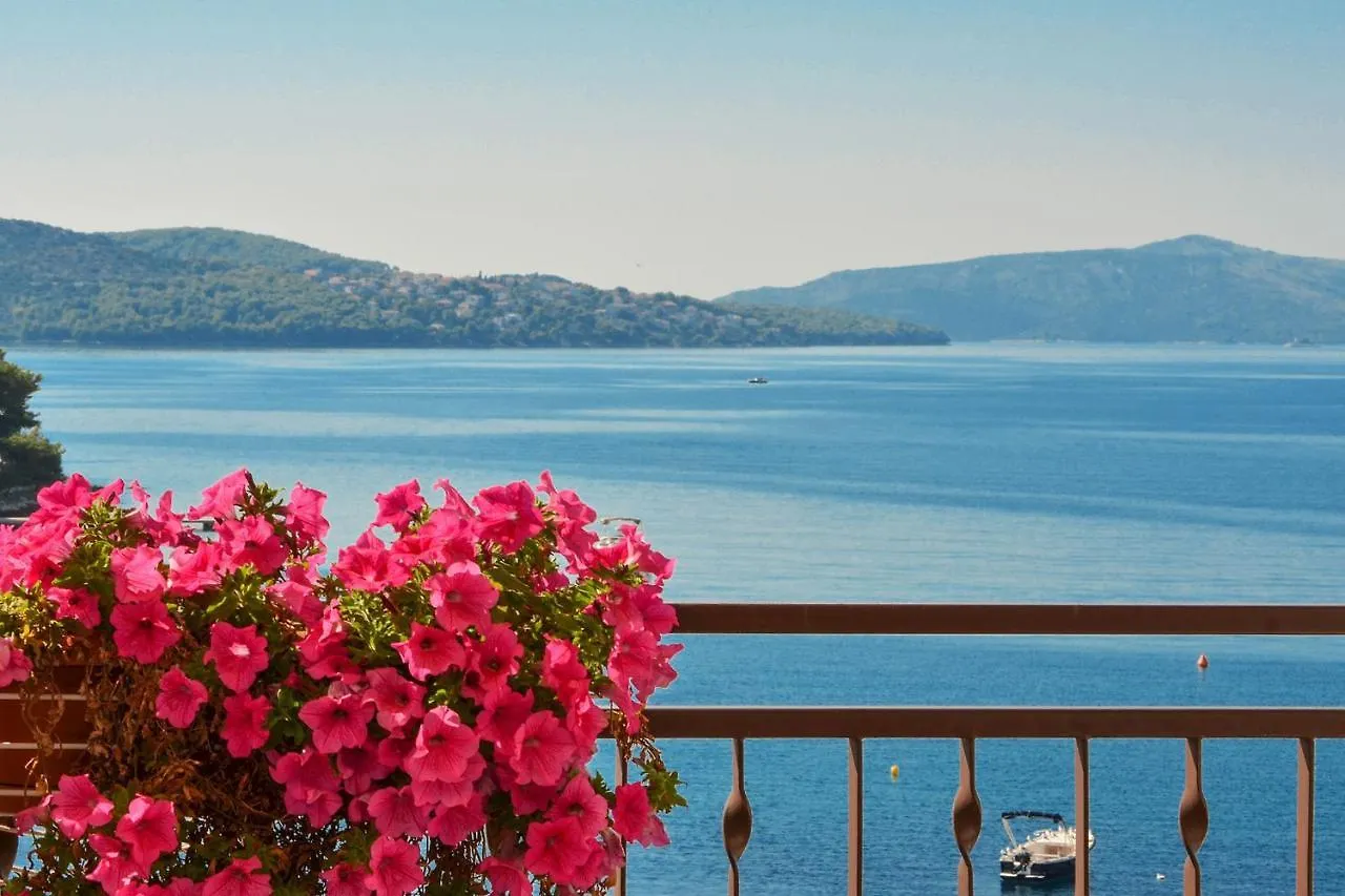 Apartments Mira Trogir