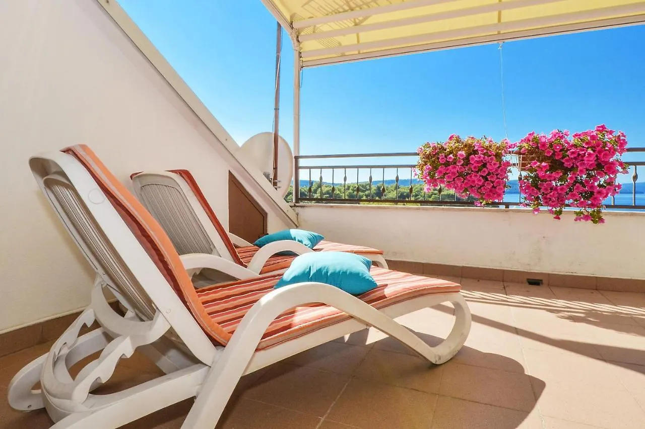 Apartments Mira Trogir 0*,  Croatia