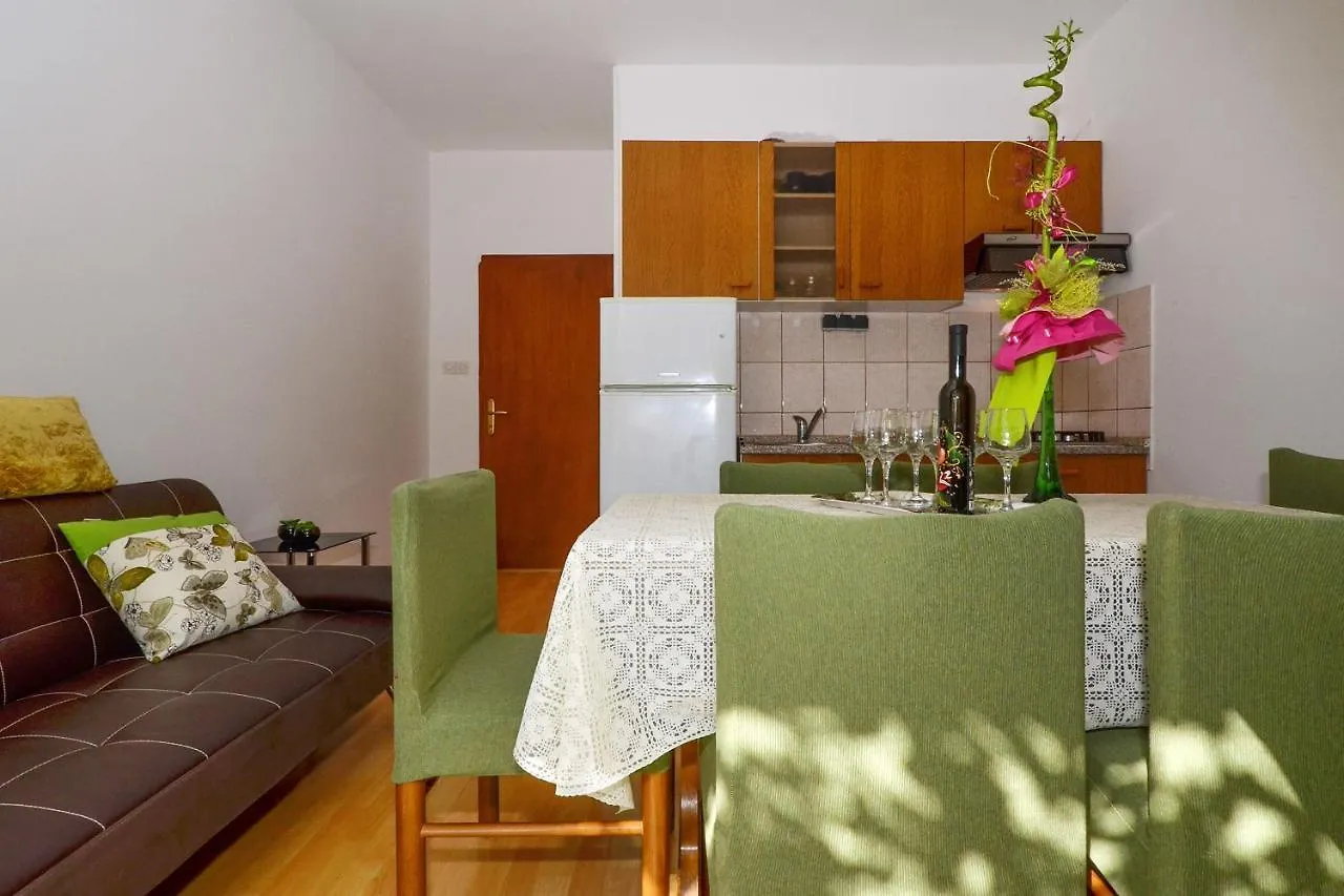 Apartments Mira Trogir 0*,  Croatia