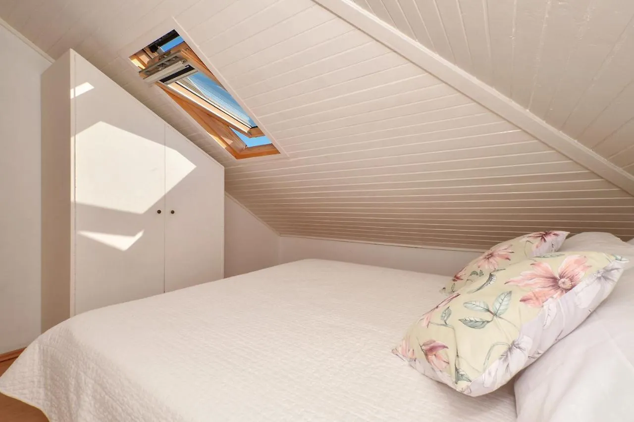 Apartments Mira Trogir